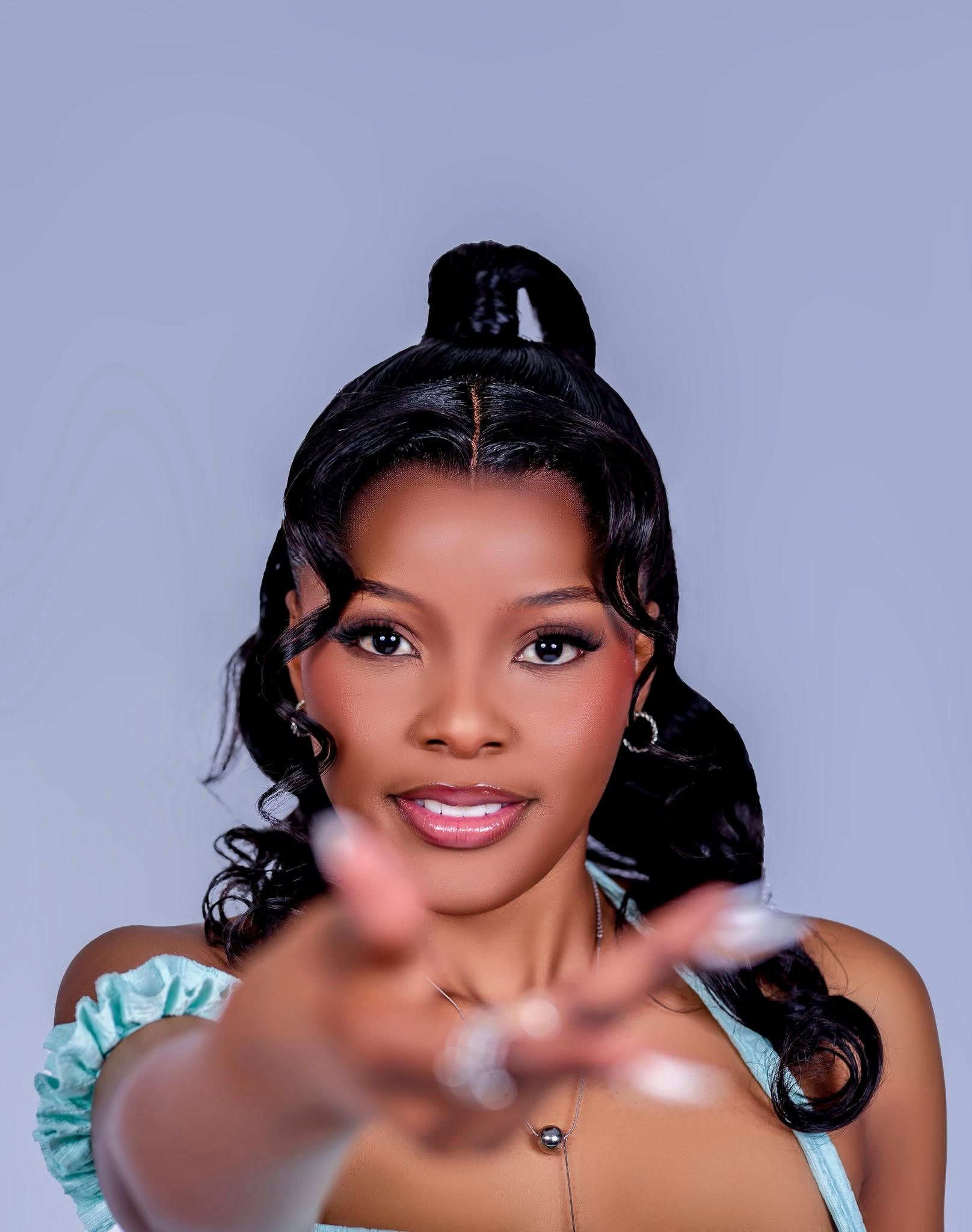 Aqua Glow — Director Chall Beauty photography